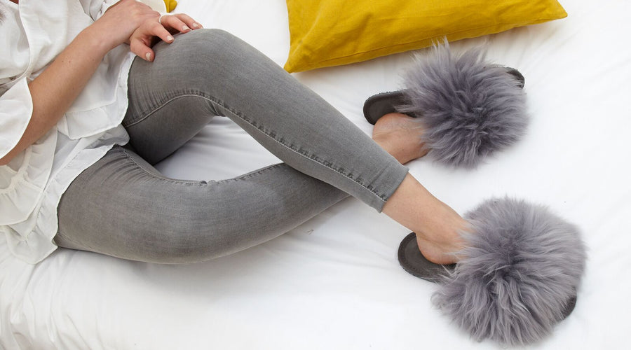 Key Factors to Consider While Buying Sheepskin Slippers